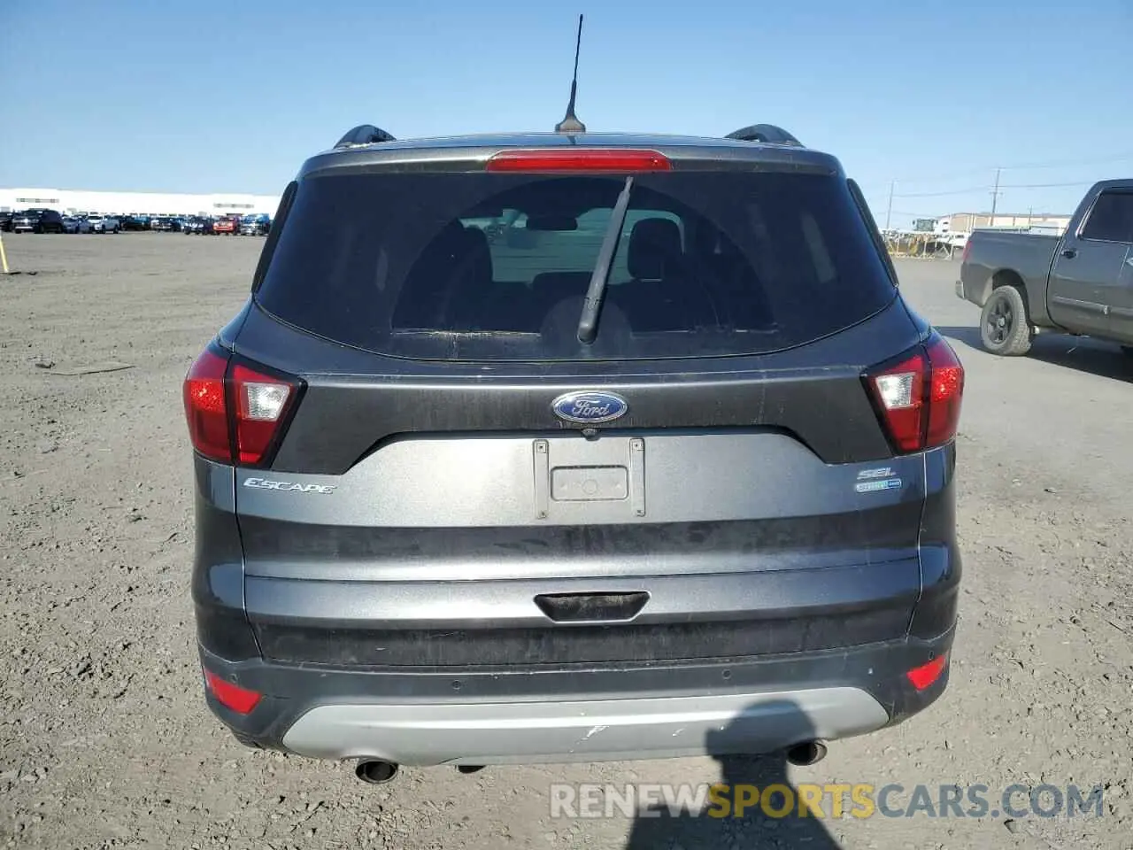 6 fotografías del automóvil dañado 1FMCU9HD7KUB29051 FORD ESCAPE 2019