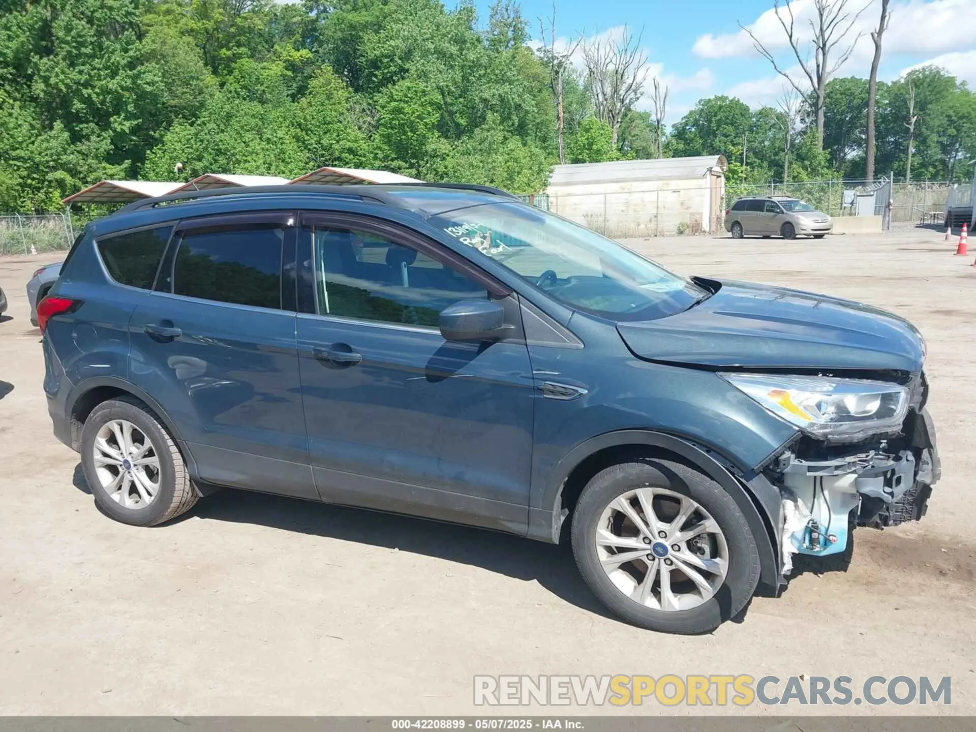 14 fotografías del automóvil dañado 1FMCU9HD7KUB75429 FORD ESCAPE 2019