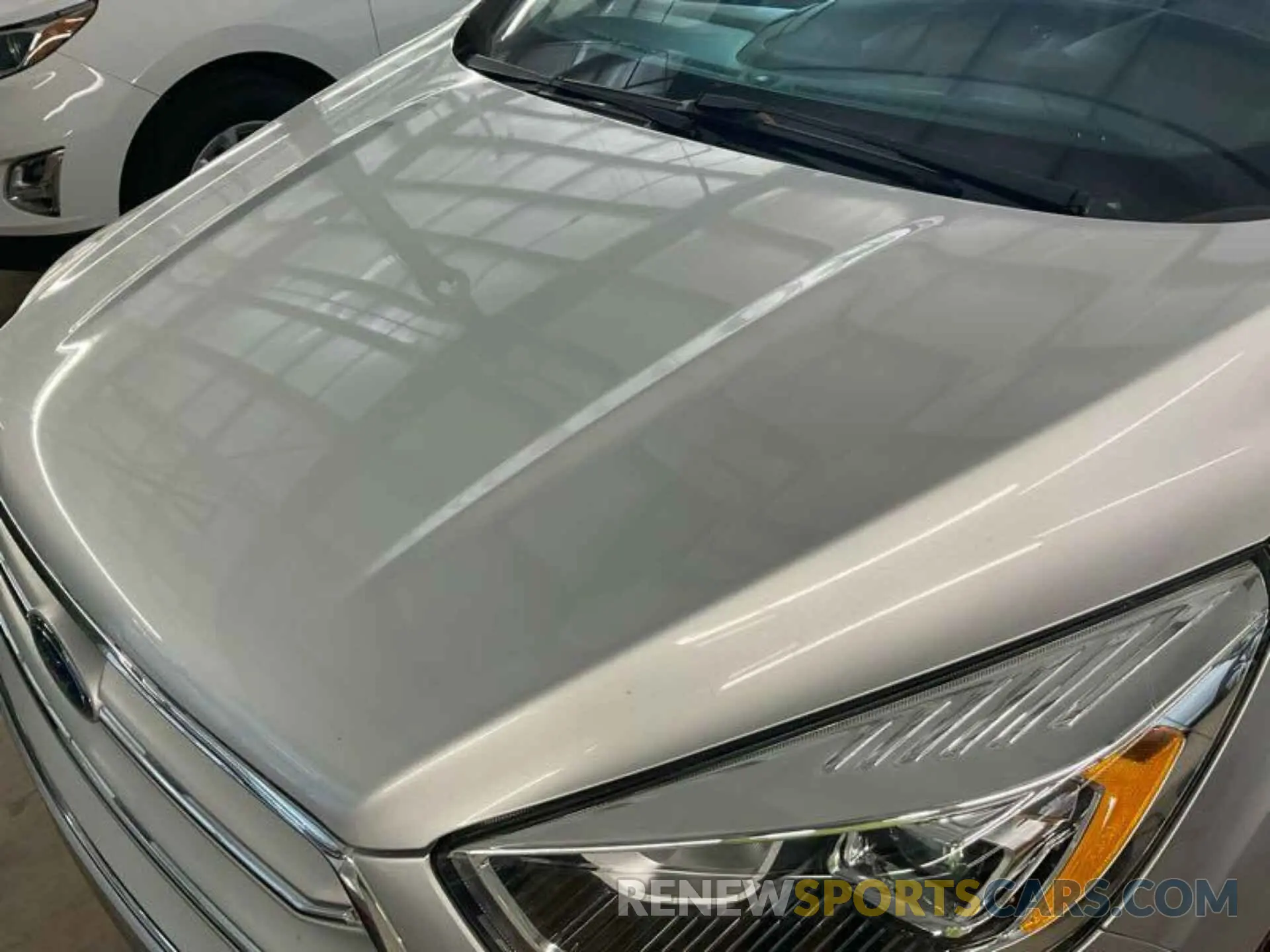 5 fotografías del automóvil dañado 1FMCU9HD7KUC07621 FORD ESCAPE 2019
