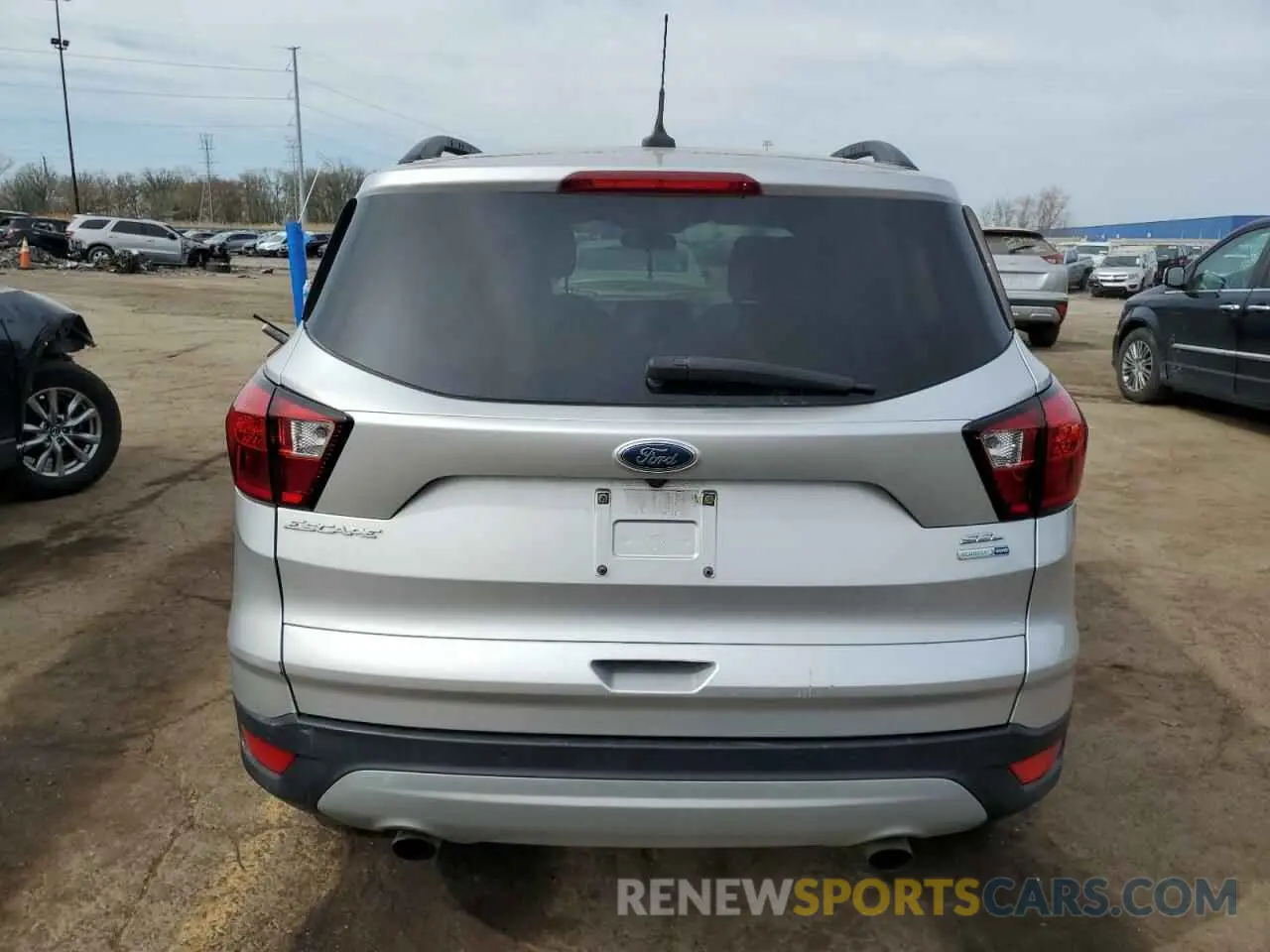 6 fotografías del automóvil dañado 1FMCU9HD7KUC24144 FORD ESCAPE 2019