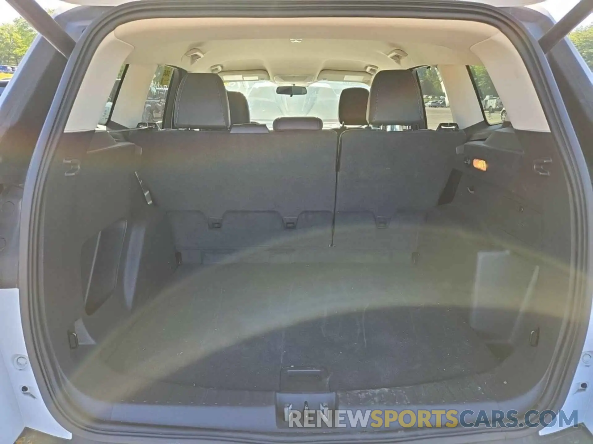 10 fotografías del automóvil dañado 1FMCU9HD9KUB65677 FORD ESCAPE 2019