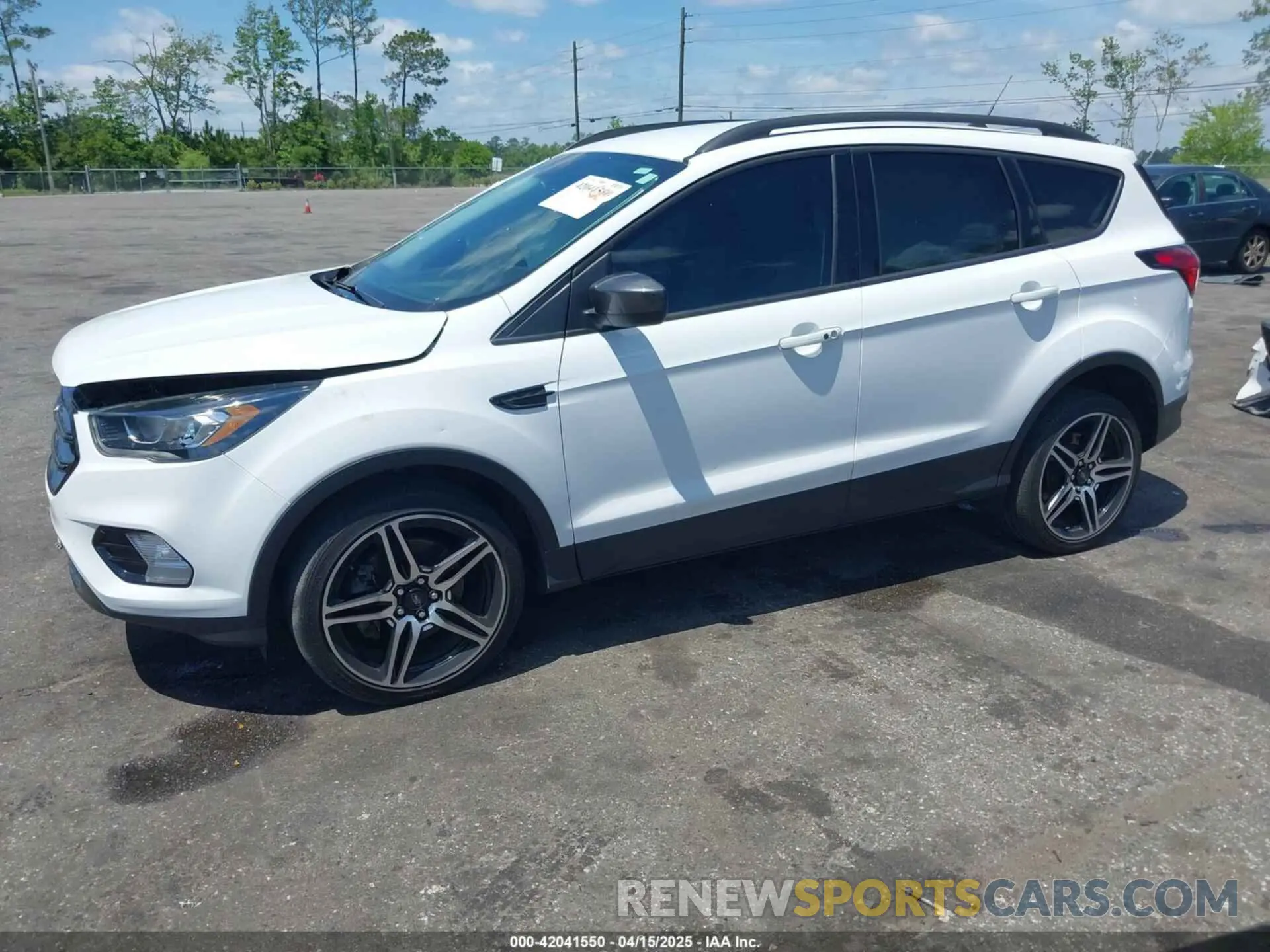 2 fotografías del automóvil dañado 1FMCU9HD9KUC56674 FORD ESCAPE 2019
