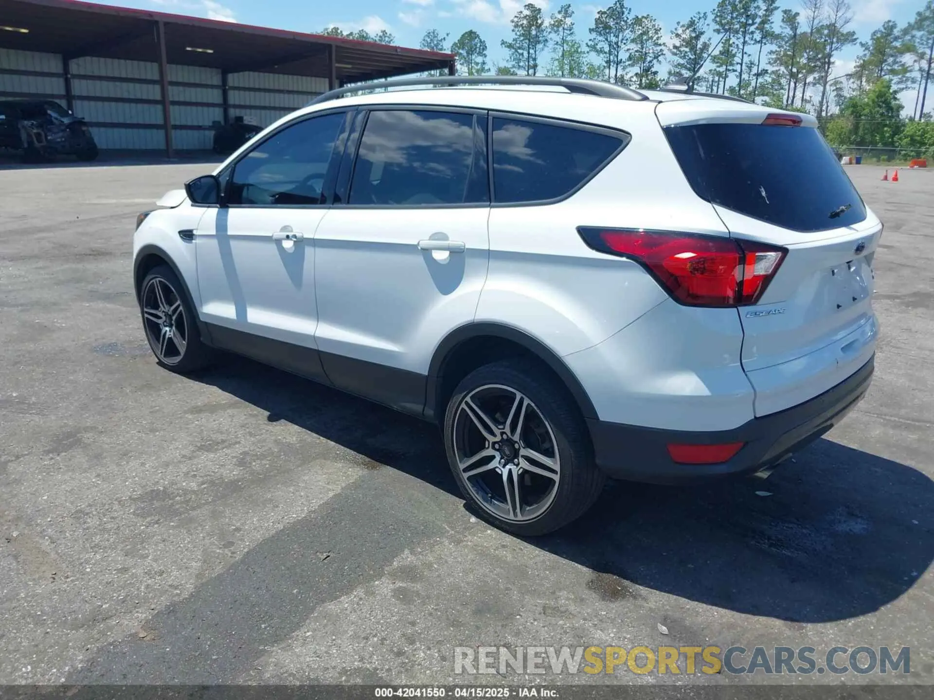 3 fotografías del automóvil dañado 1FMCU9HD9KUC56674 FORD ESCAPE 2019