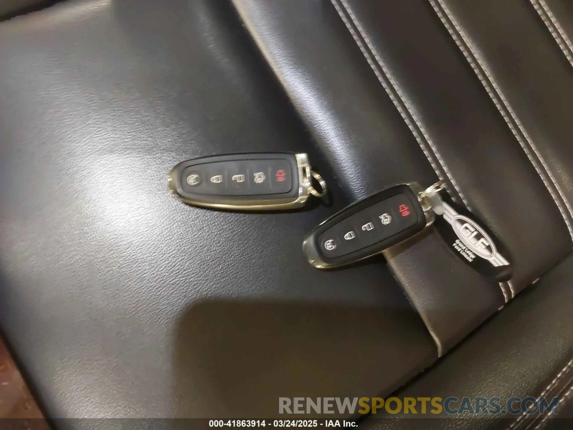 11 fotografías del automóvil dañado 1FMCU9HDXKUA46178 FORD ESCAPE 2019