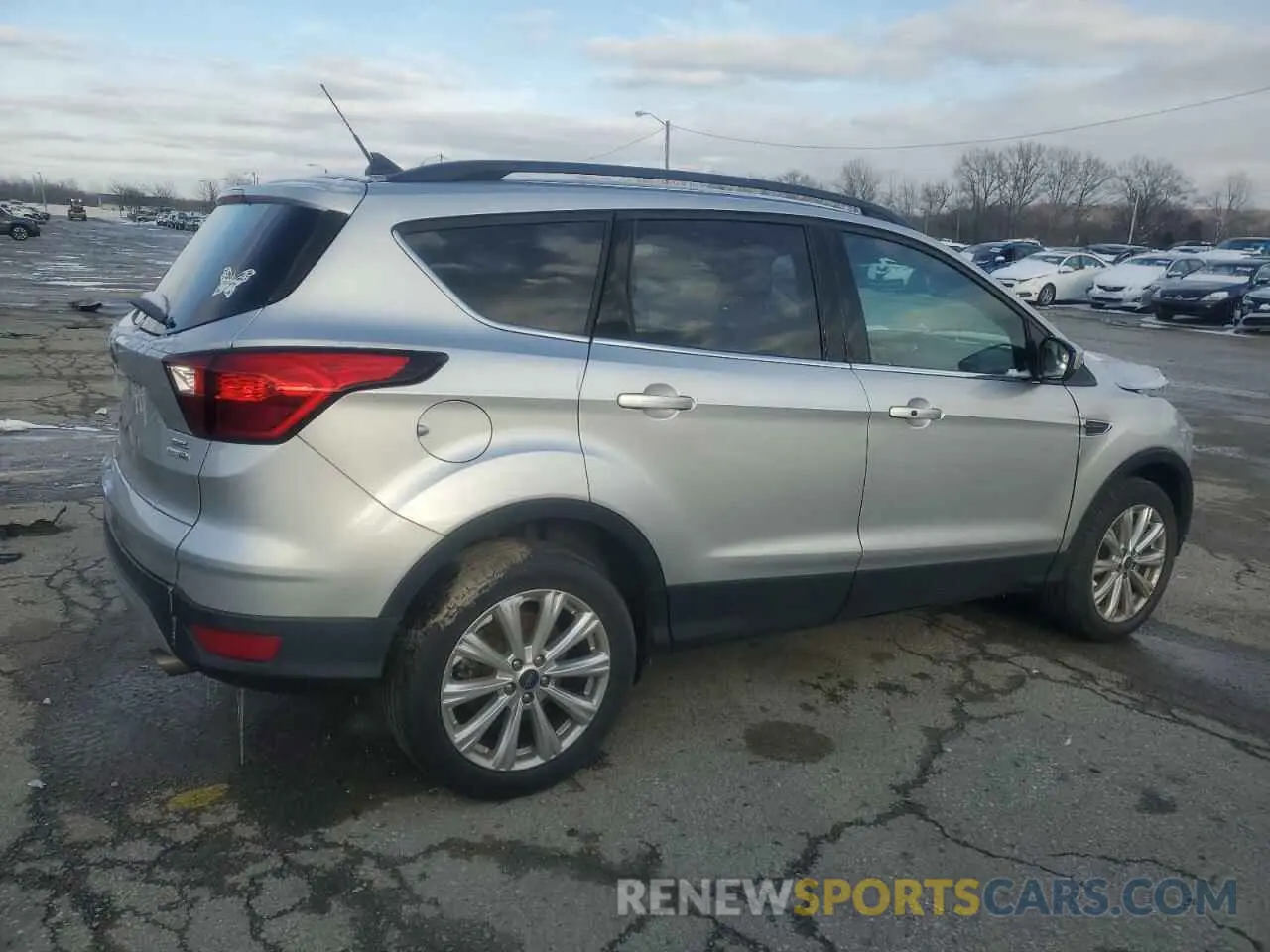 3 fotografías del automóvil dañado 1FMCU9HDXKUA95378 FORD ESCAPE 2019
