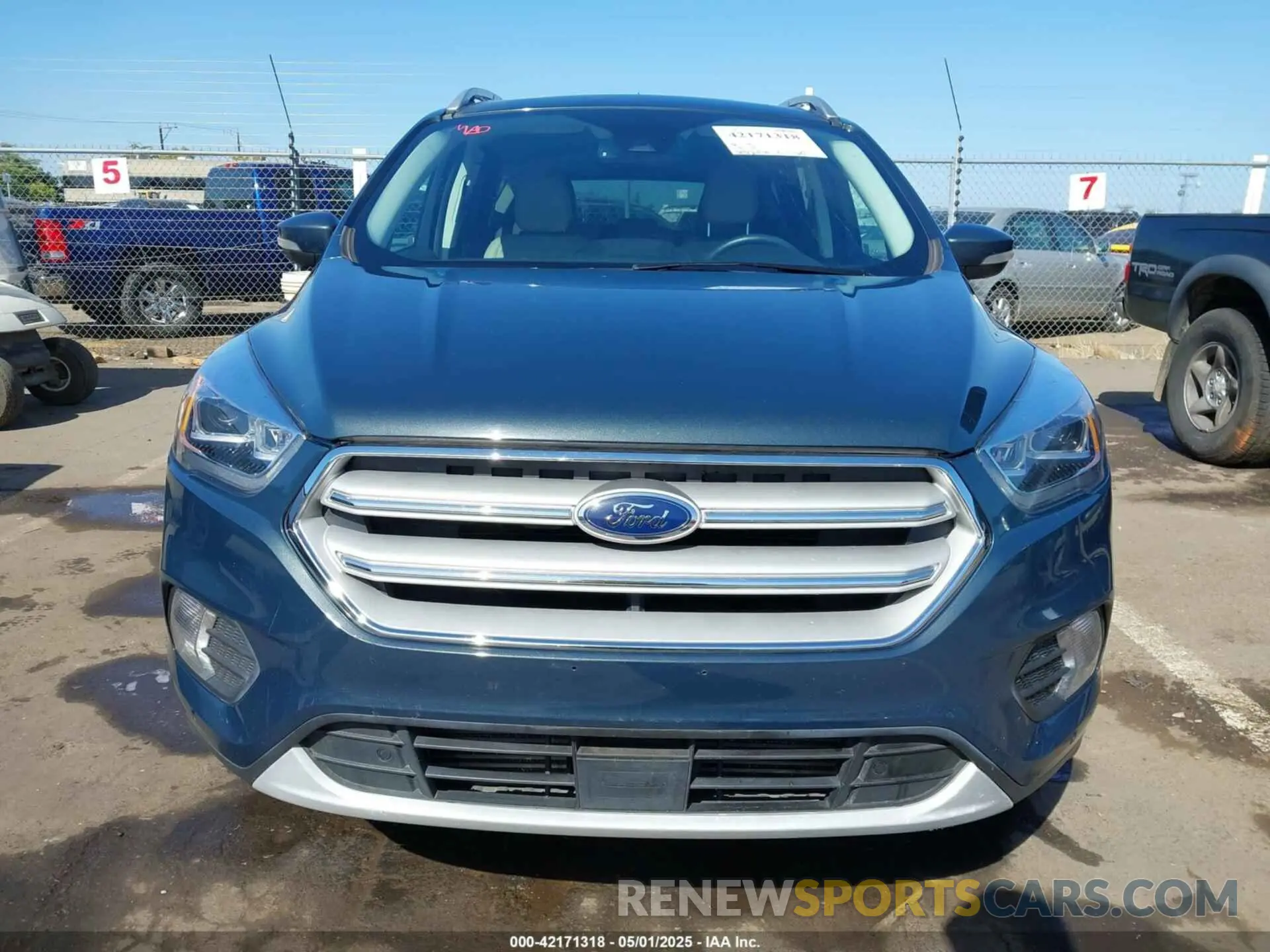 12 fotografías del automóvil dañado 1FMCU9J90KUB69249 FORD ESCAPE 2019