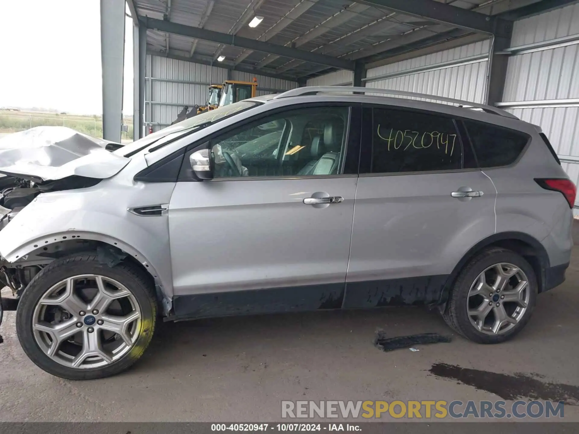14 fotografías del automóvil dañado 1FMCU9J90KUC04615 FORD ESCAPE 2019
