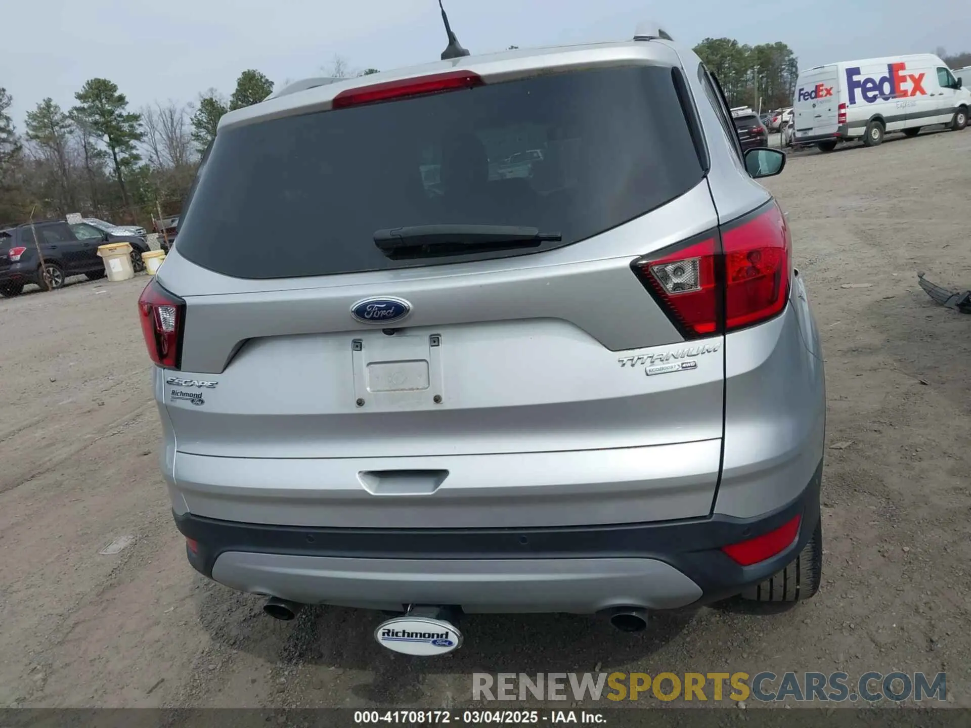 16 fotografías del automóvil dañado 1FMCU9J91KUA91323 FORD ESCAPE 2019
