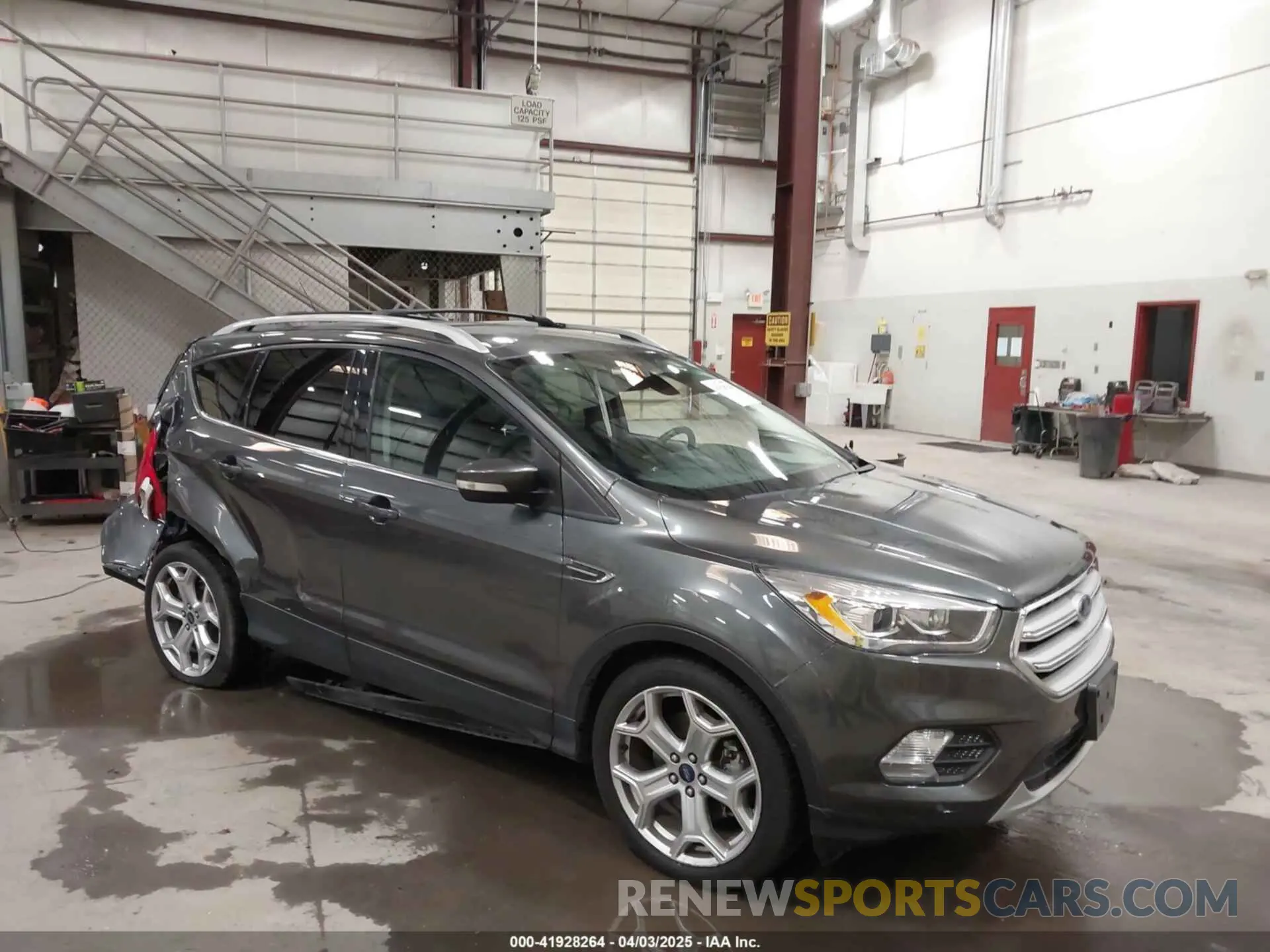 1 fotografías del automóvil dañado 1FMCU9J91KUB11957 FORD ESCAPE 2019