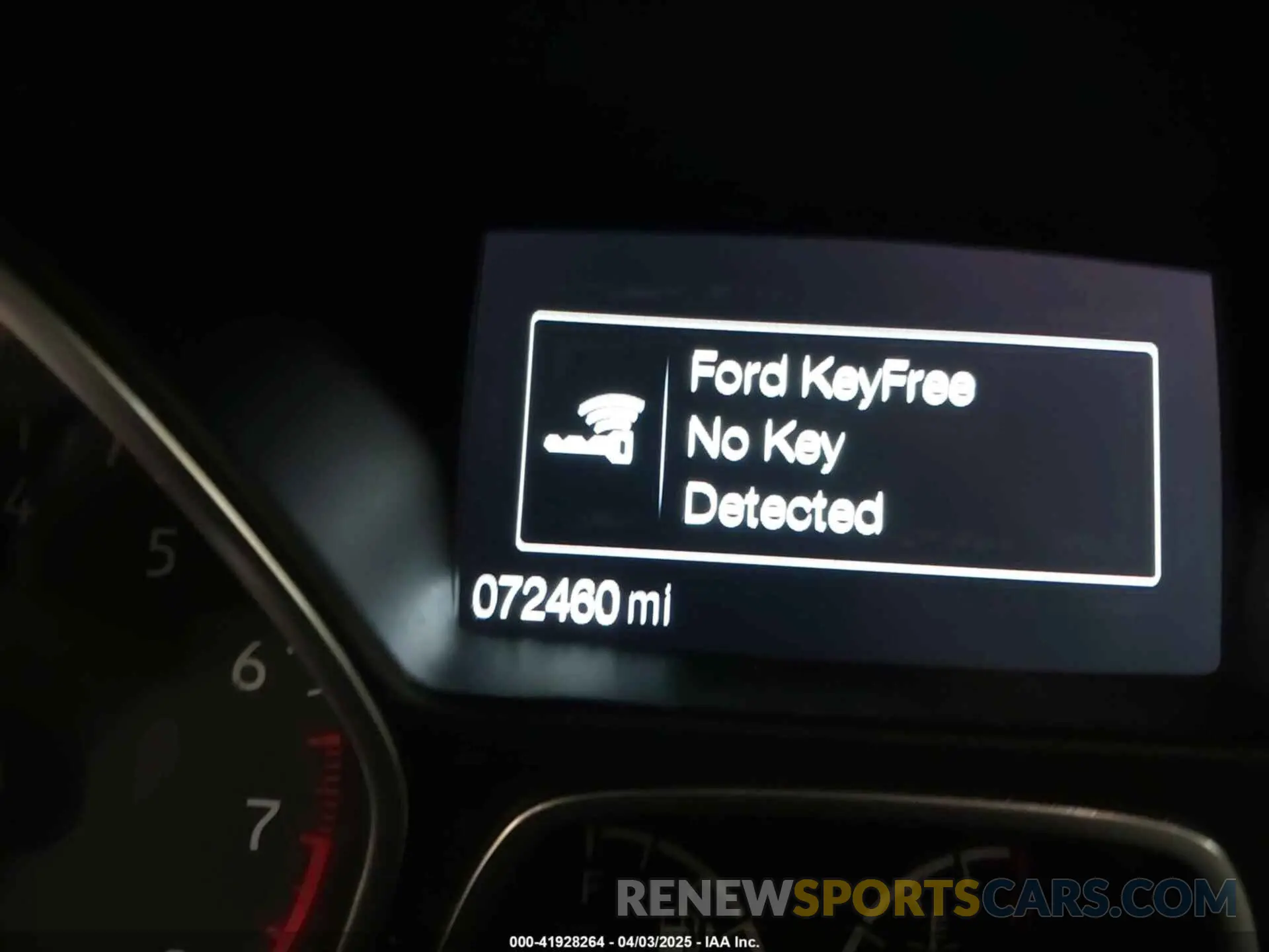 7 fotografías del automóvil dañado 1FMCU9J91KUB11957 FORD ESCAPE 2019