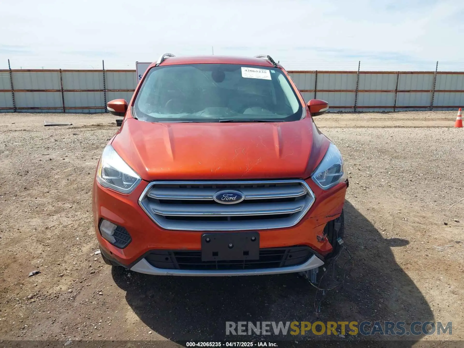 12 fotografías del automóvil dañado 1FMCU9J92KUB28895 FORD ESCAPE 2019