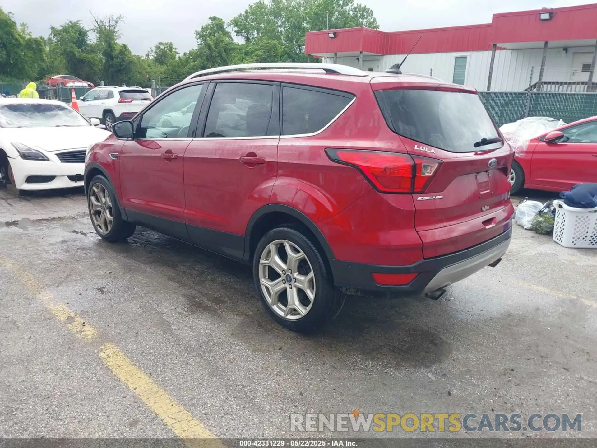 3 fotografías del automóvil dañado 1FMCU9J93KUC21330 FORD ESCAPE 2019