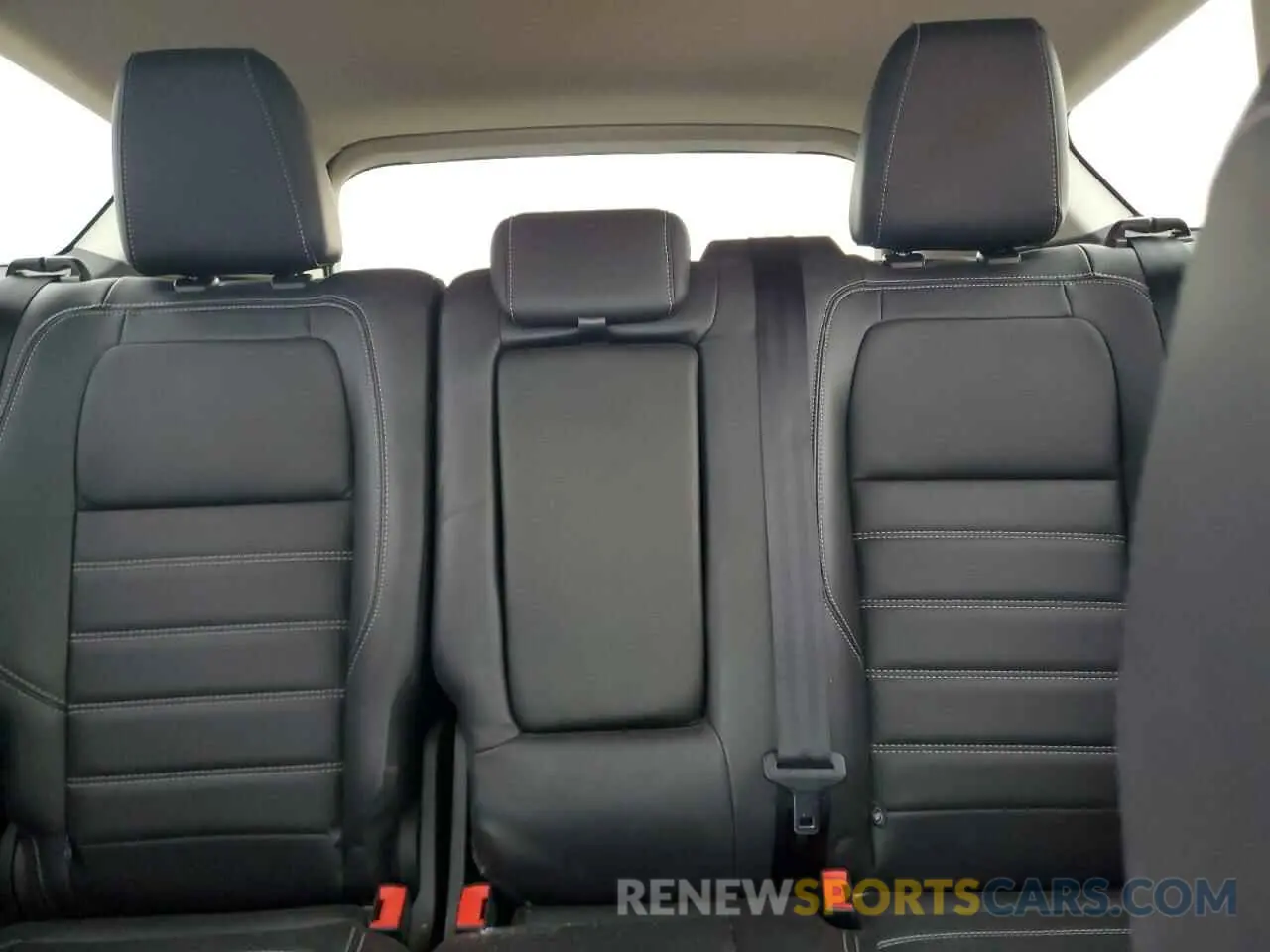 10 fotografías del automóvil dañado 1FMCU9J94KUB54821 FORD ESCAPE 2019