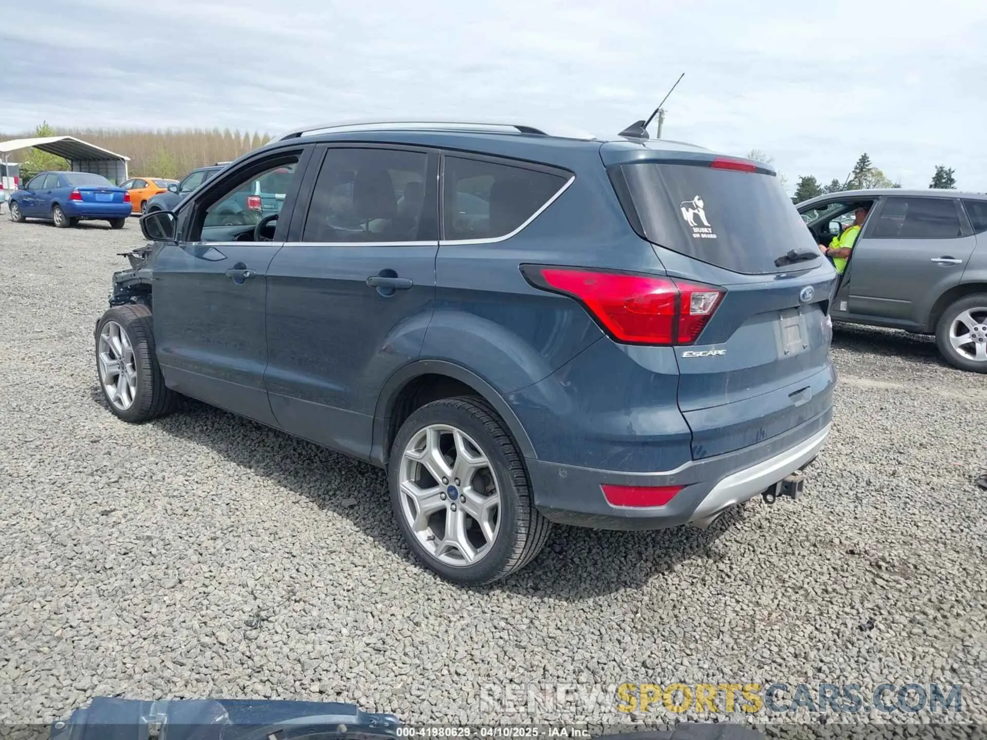 3 fotografías del automóvil dañado 1FMCU9J95KUC05369 FORD ESCAPE 2019