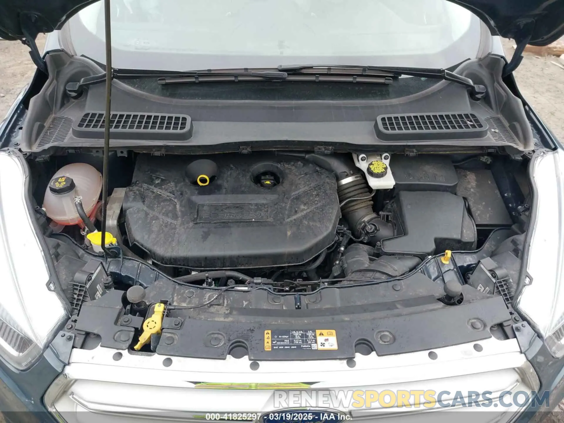 10 fotografías del automóvil dañado 1FMCU9J95KUC28621 FORD ESCAPE 2019