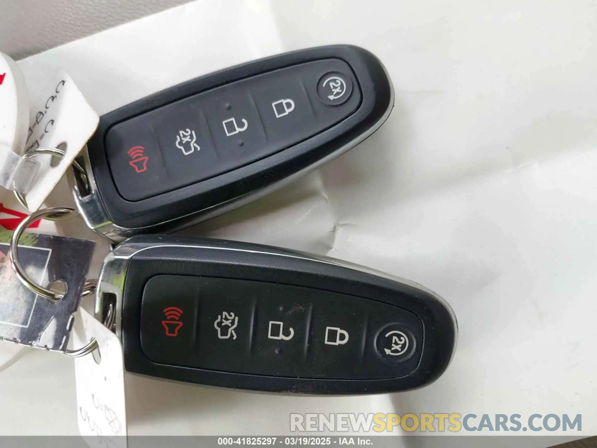 11 fotografías del automóvil dañado 1FMCU9J95KUC28621 FORD ESCAPE 2019