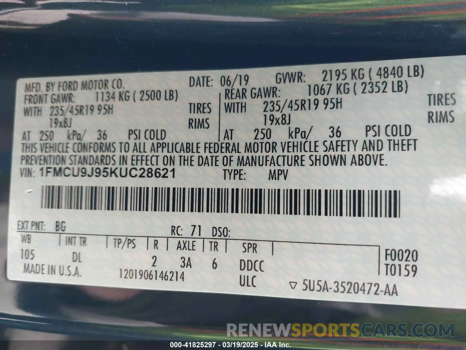 9 fotografías del automóvil dañado 1FMCU9J95KUC28621 FORD ESCAPE 2019