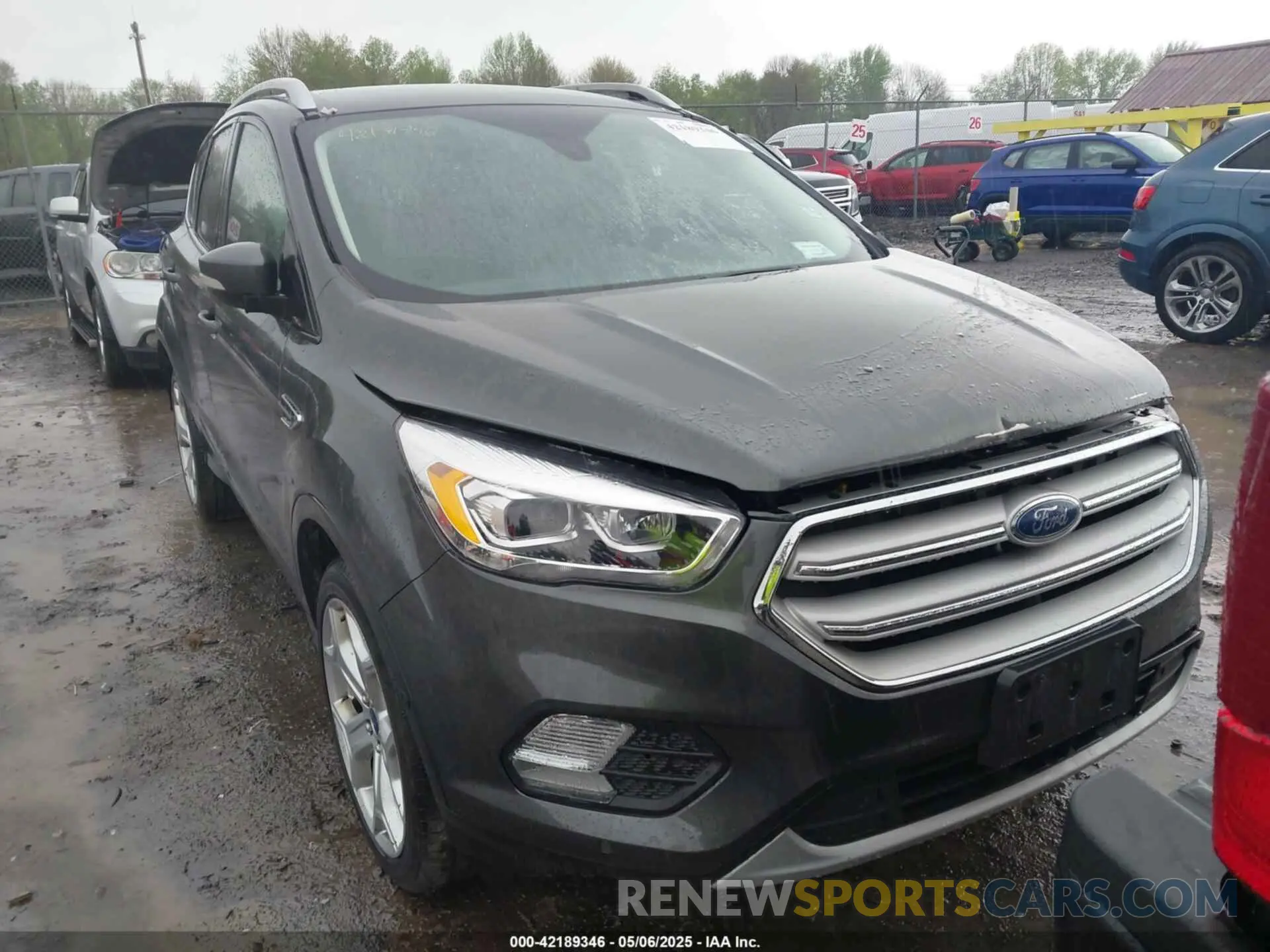 13 fotografías del automóvil dañado 1FMCU9J97KUB42825 FORD ESCAPE 2019