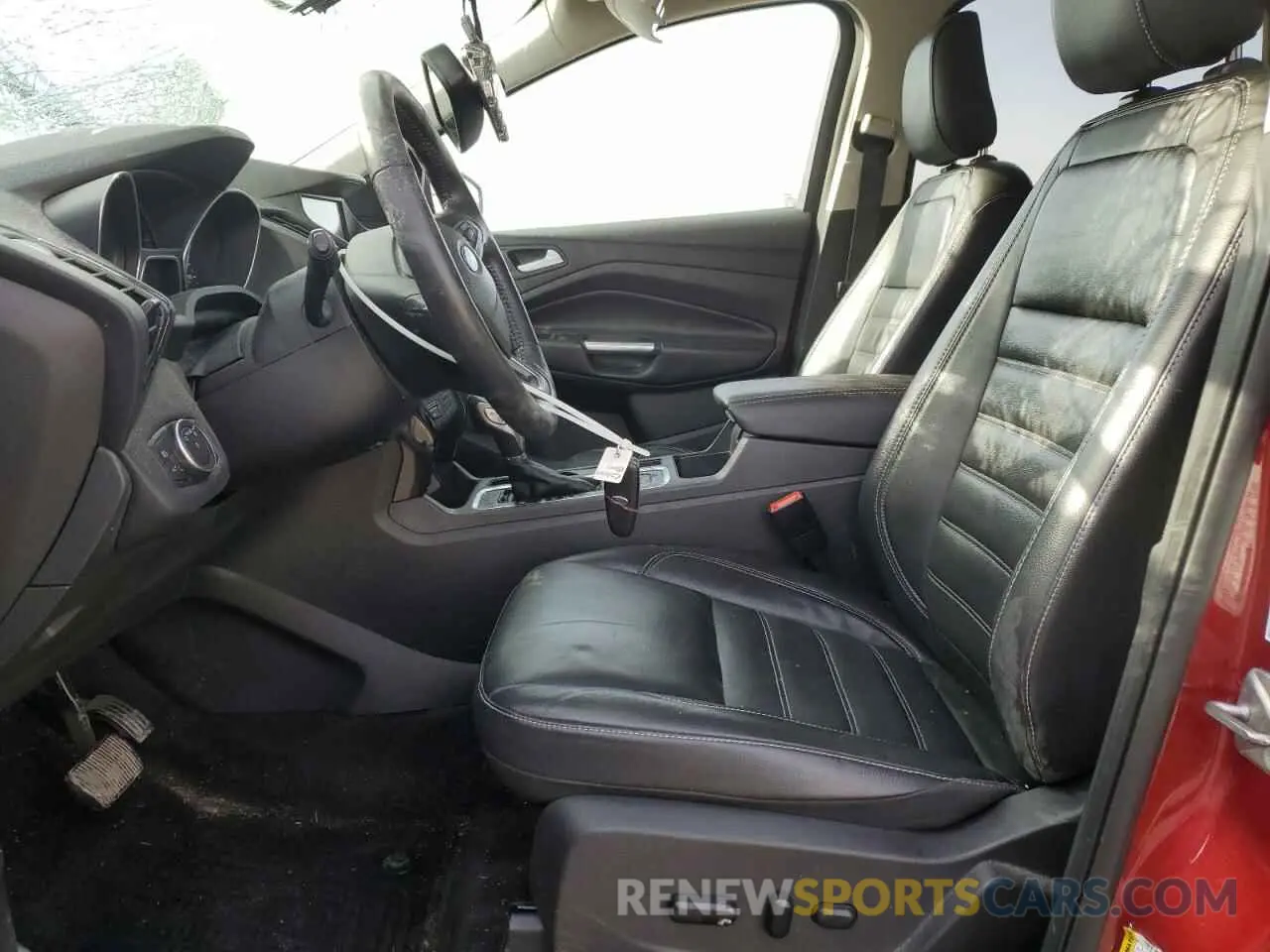7 fotografías del automóvil dañado 1FMCU9J97KUB77445 FORD ESCAPE 2019