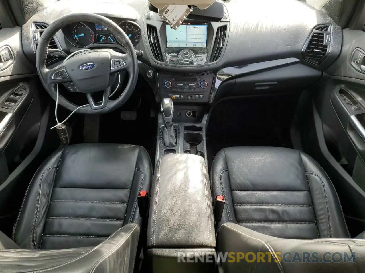 8 fotografías del automóvil dañado 1FMCU9J97KUB77445 FORD ESCAPE 2019