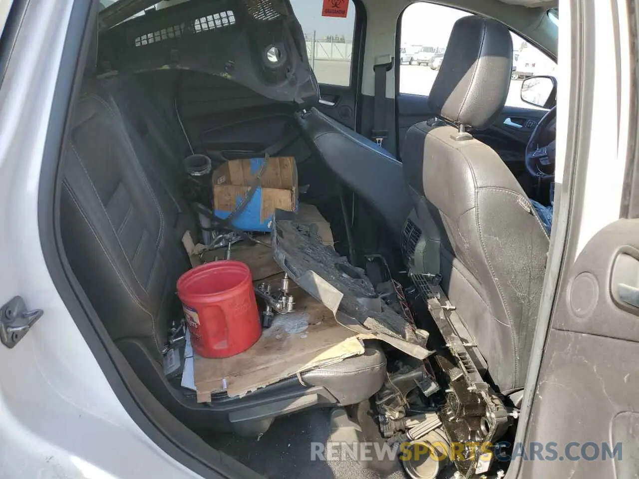 11 fotografías del automóvil dañado 1FMCU9J99KUA06485 FORD ESCAPE 2019