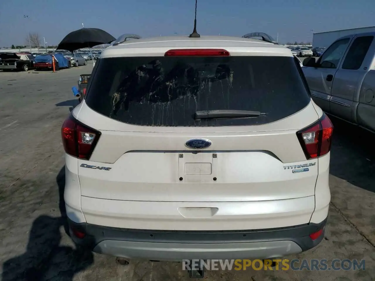 6 fotografías del automóvil dañado 1FMCU9J99KUA06485 FORD ESCAPE 2019