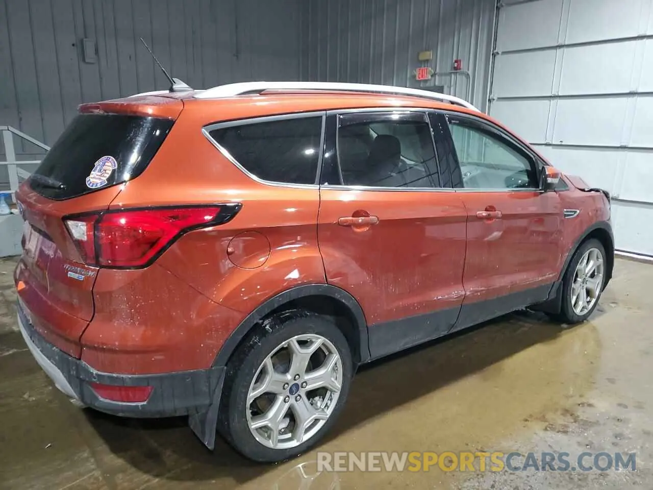 3 fotografías del automóvil dañado 1FMCU9J99KUB41577 FORD ESCAPE 2019