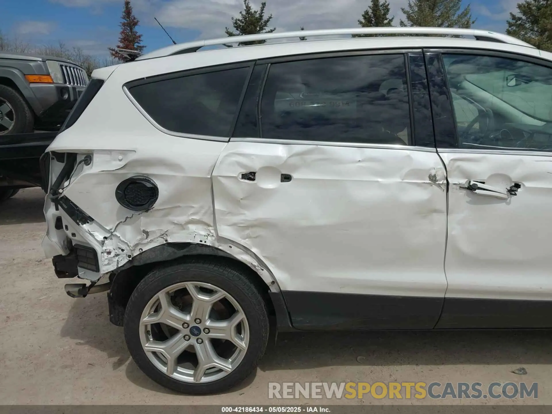 19 fotografías del automóvil dañado 1FMCU9J99KUC21963 FORD ESCAPE 2019