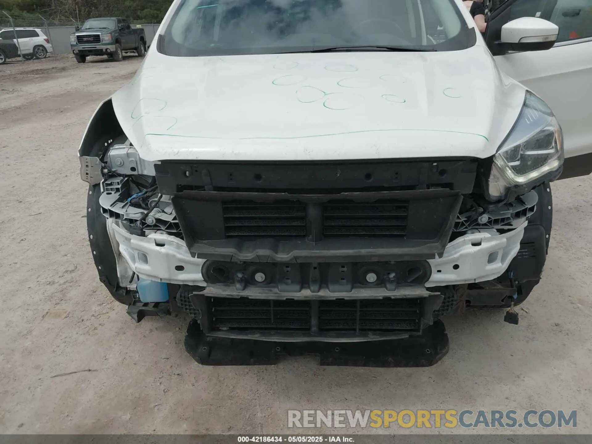 6 fotografías del automóvil dañado 1FMCU9J99KUC21963 FORD ESCAPE 2019