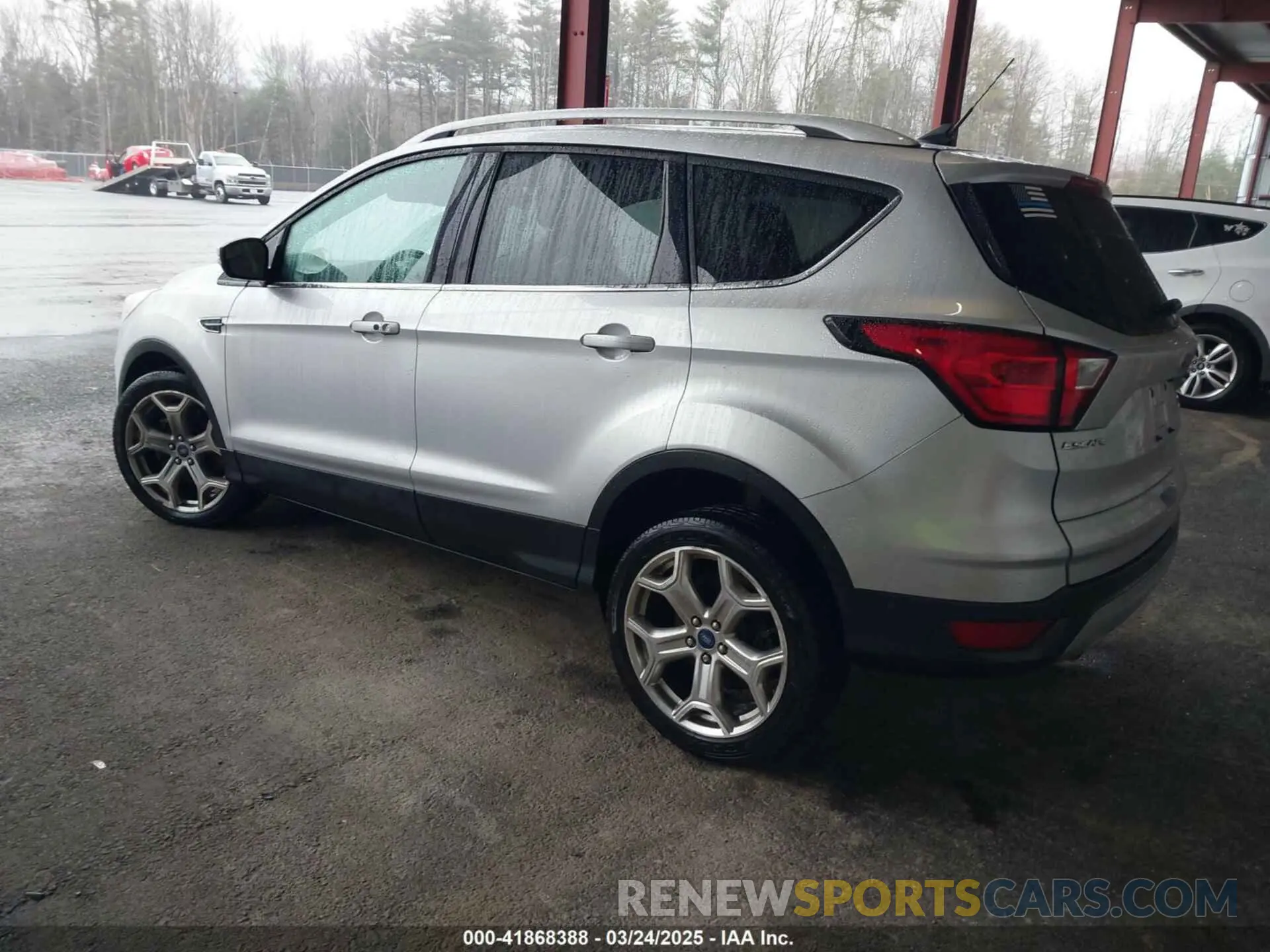 3 fotografías del automóvil dañado 1FMCU9J9XKUA37695 FORD ESCAPE 2019
