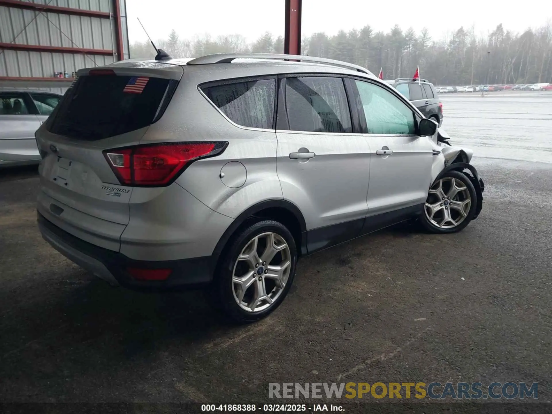4 fotografías del automóvil dañado 1FMCU9J9XKUA37695 FORD ESCAPE 2019