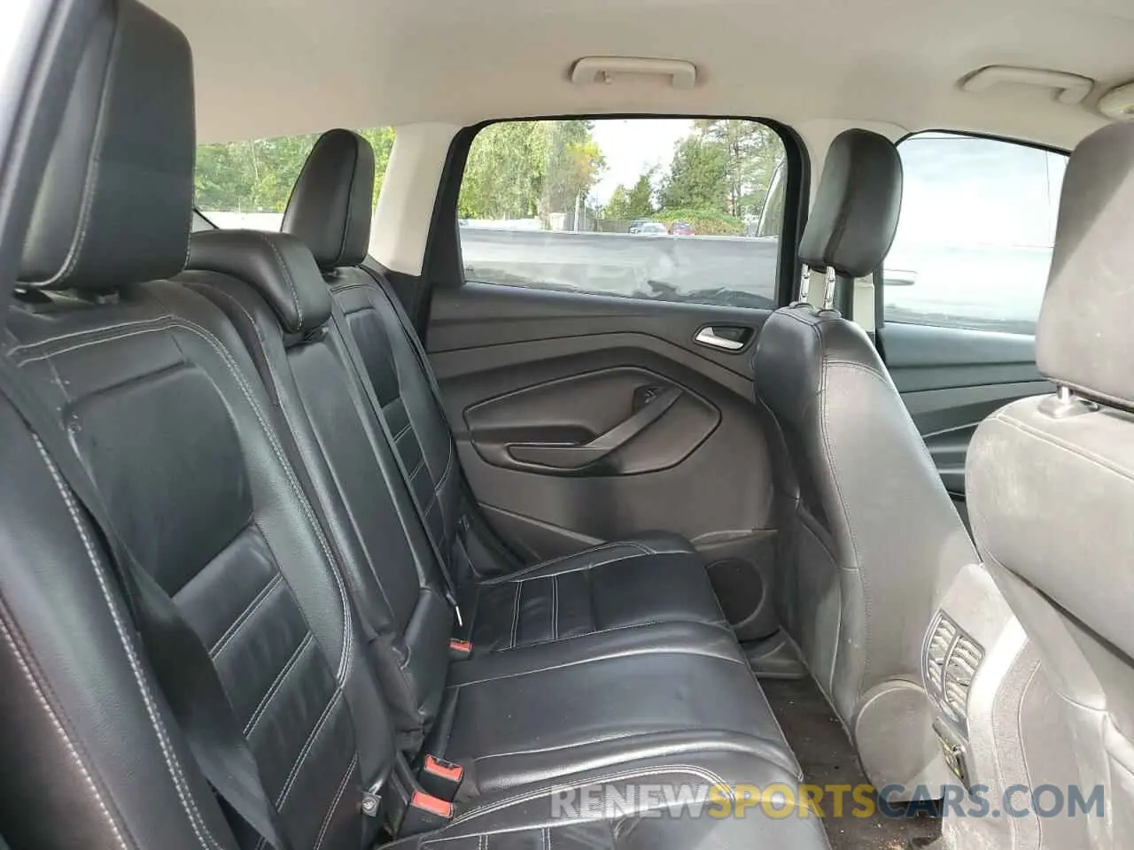 11 fotografías del automóvil dañado 1FMCU9J9XKUC32843 FORD ESCAPE 2019
