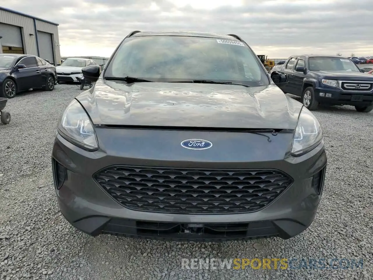 5 fotografías del automóvil dañado 1FMCU0BZ0LUB40149 FORD ESCAPE 2020