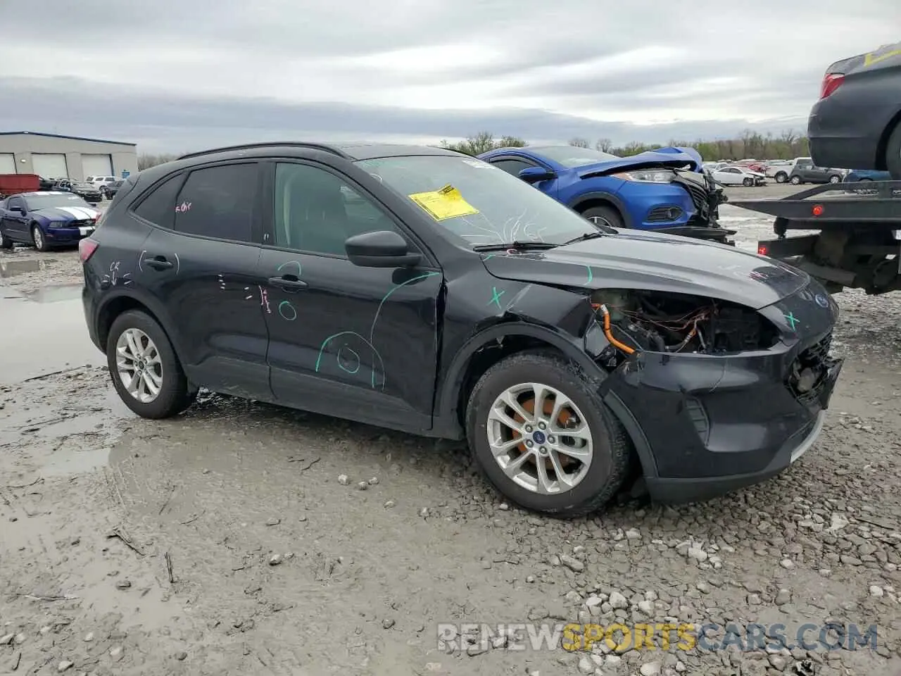 4 fotografías del automóvil dañado 1FMCU0BZ0LUB48929 FORD ESCAPE 2020