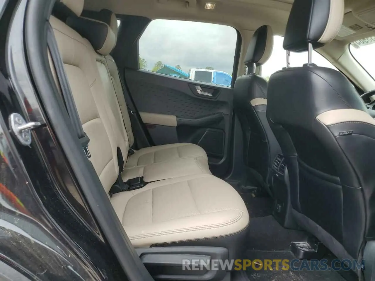 11 fotografías del automóvil dañado 1FMCU0BZ2LUB13387 FORD ESCAPE 2020