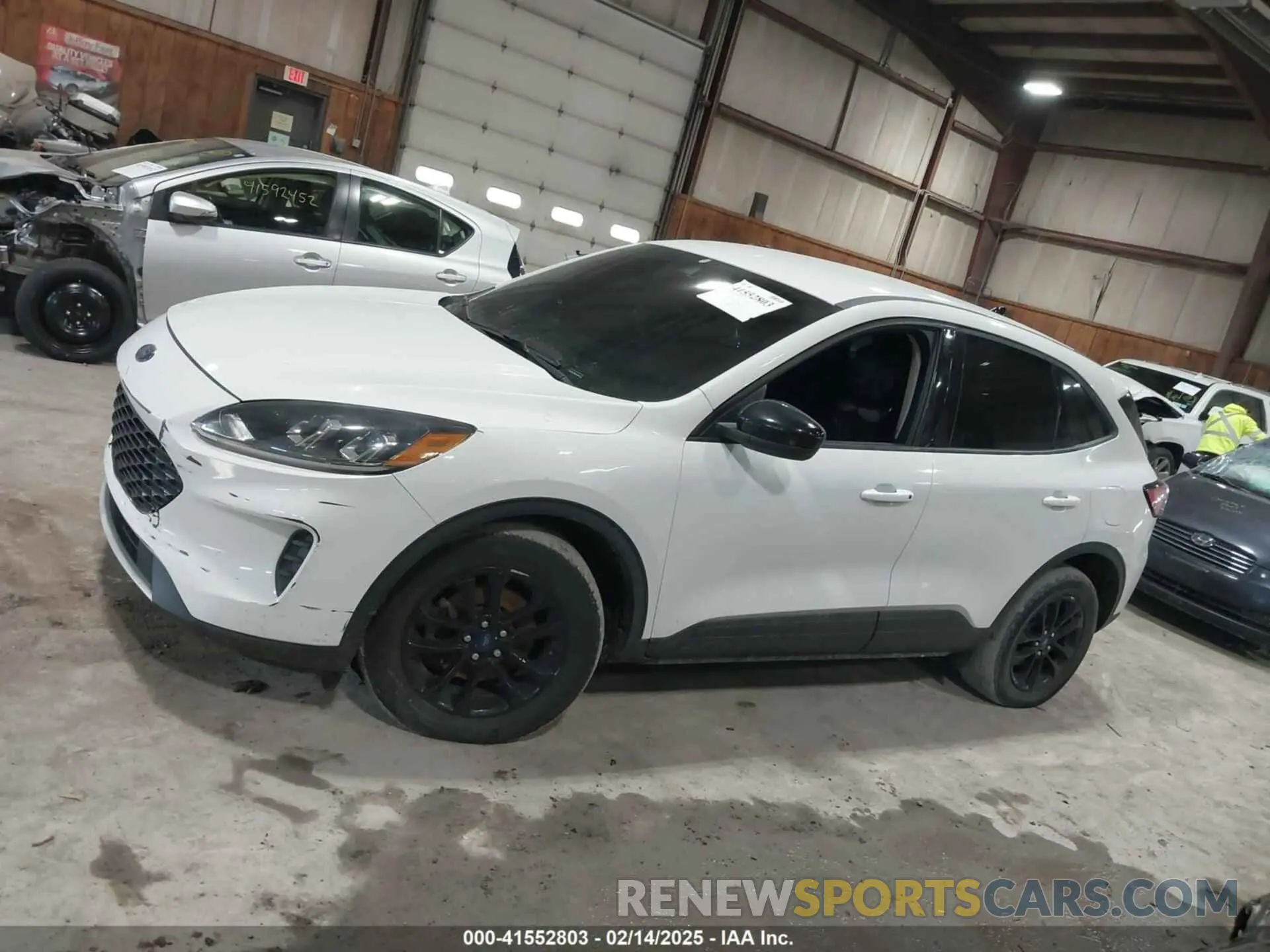 15 fotografías del automóvil dañado 1FMCU0BZ5LUB09995 FORD ESCAPE 2020