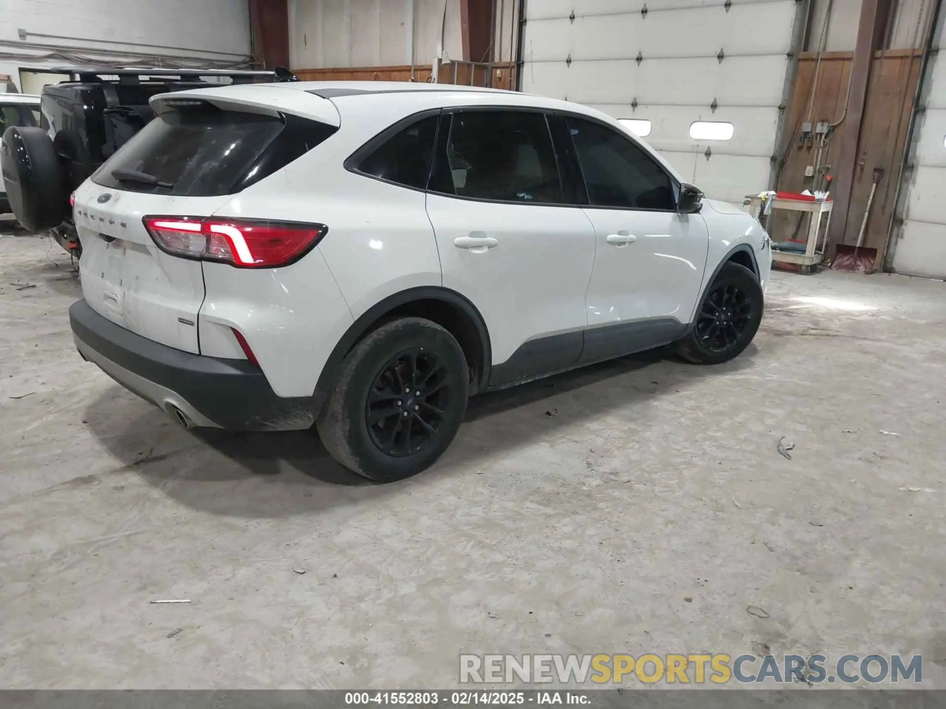 4 fotografías del automóvil dañado 1FMCU0BZ5LUB09995 FORD ESCAPE 2020