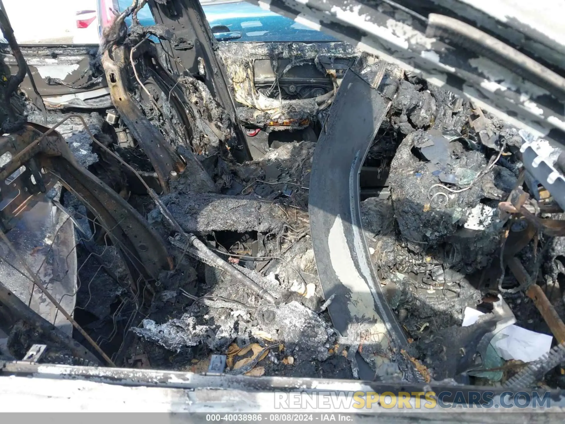 5 fotografías del automóvil dañado 1FMCU0BZ9LUC42551 FORD ESCAPE 2020