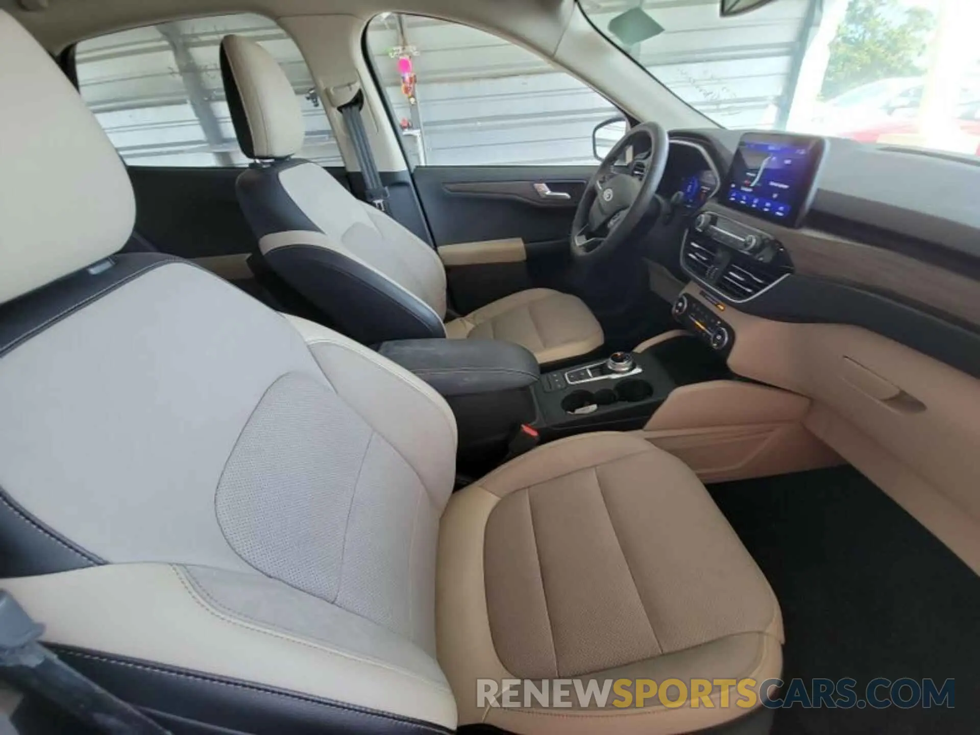 9 fotografías del automóvil dañado 1FMCU0DZ1LUA84459 FORD ESCAPE 2020