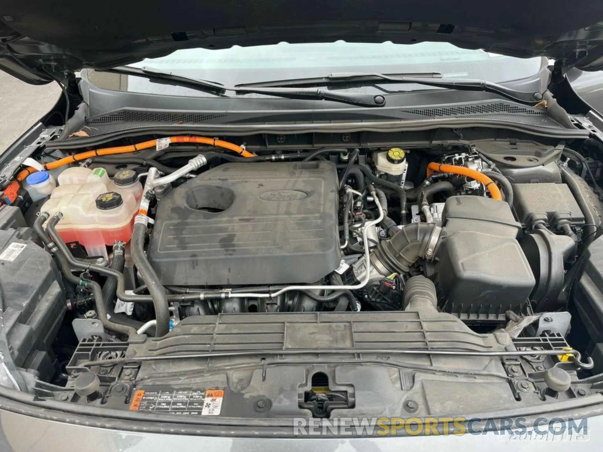 7 fotografías del automóvil dañado 1FMCU0DZ3LUA12212 FORD ESCAPE 2020
