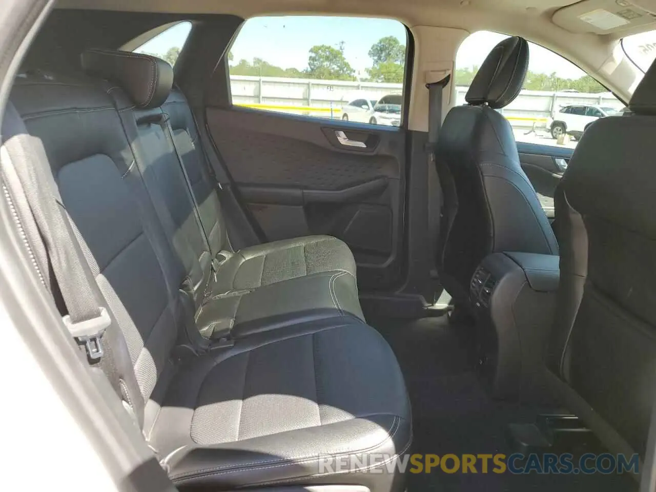 10 fotografías del automóvil dañado 1FMCU0DZ5LUC77889 FORD ESCAPE 2020
