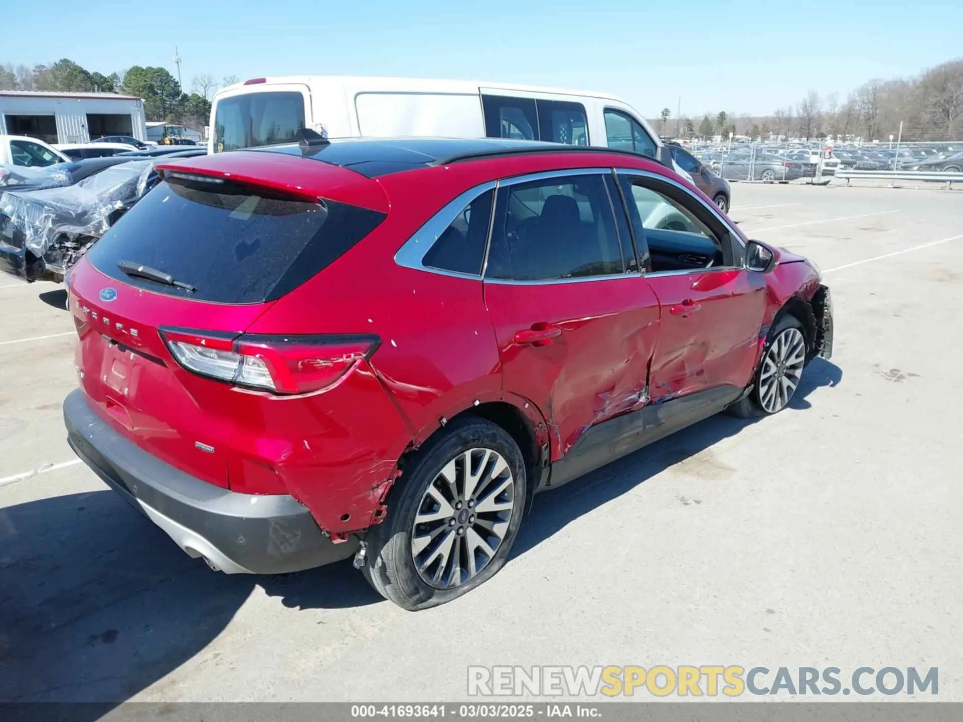 4 fotografías del automóvil dañado 1FMCU0DZ6LUA92606 FORD ESCAPE 2020