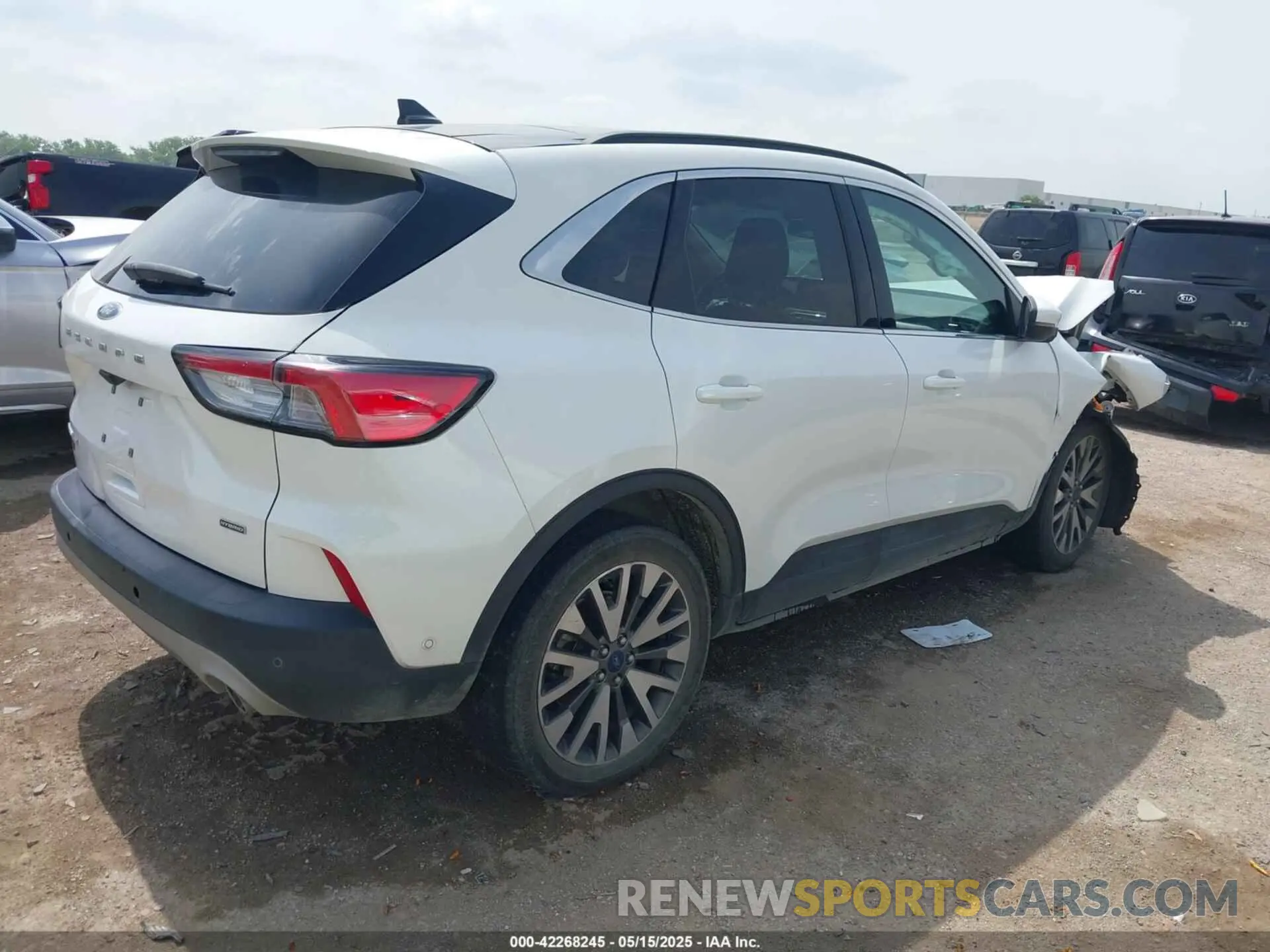 4 fotografías del automóvil dañado 1FMCU0DZ9LUA54867 FORD ESCAPE 2020