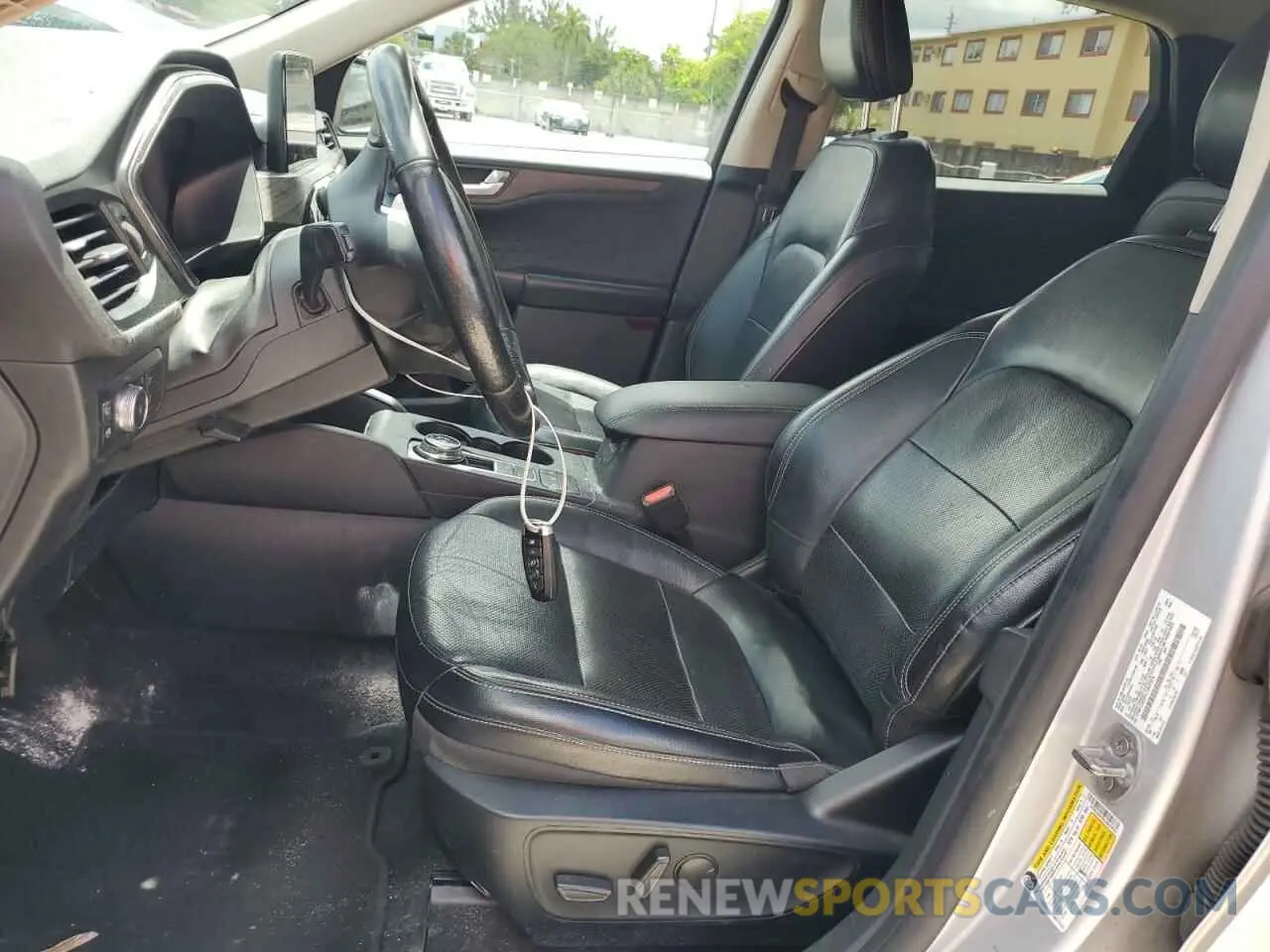 7 fotografías del automóvil dañado 1FMCU0DZXLUB57876 FORD ESCAPE 2020