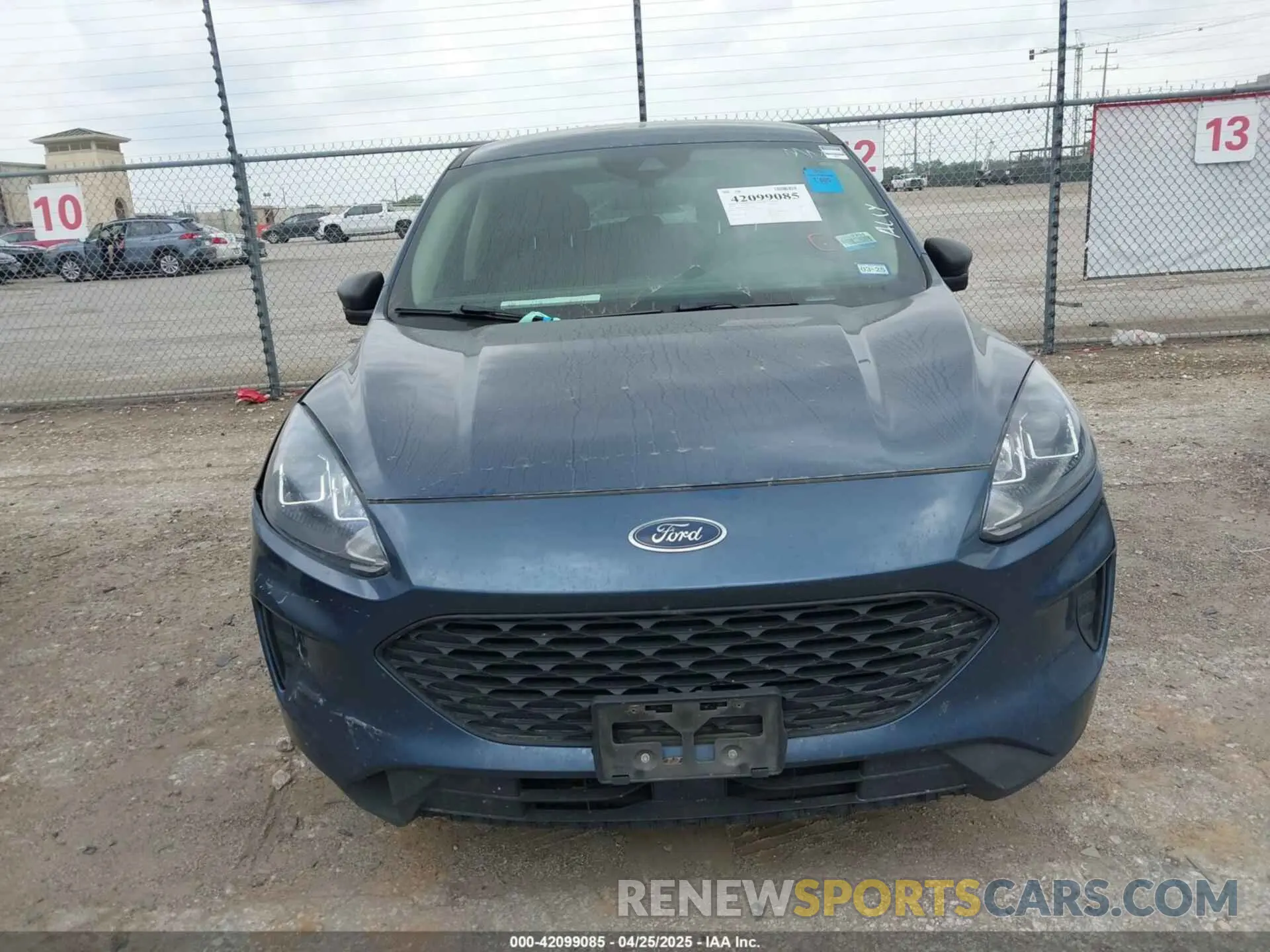 11 fotografías del automóvil dañado 1FMCU0F60LUC52398 FORD ESCAPE 2020