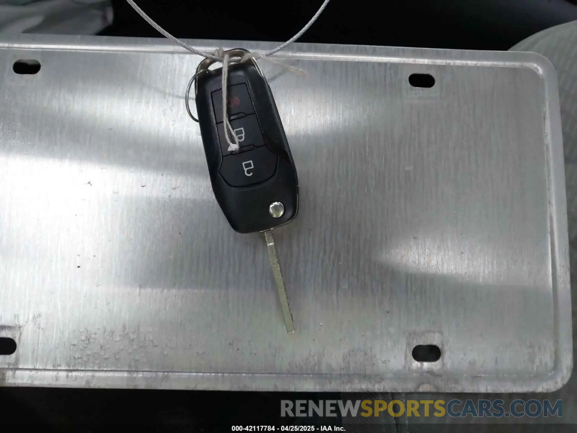 11 fotografías del automóvil dañado 1FMCU0F61LUC61613 FORD ESCAPE 2020