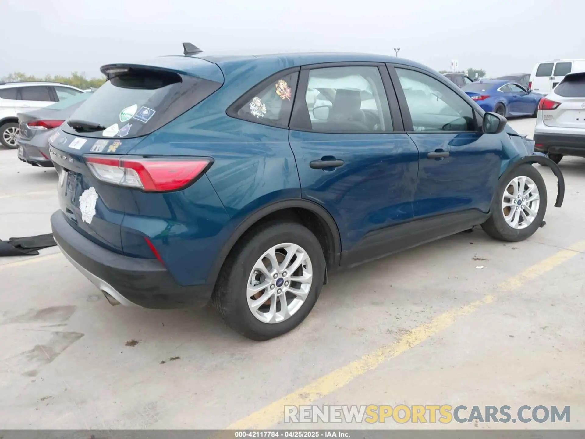 4 fotografías del automóvil dañado 1FMCU0F61LUC61613 FORD ESCAPE 2020