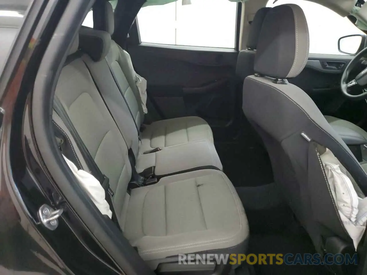 11 fotografías del automóvil dañado 1FMCU0F62LUA21793 FORD ESCAPE 2020