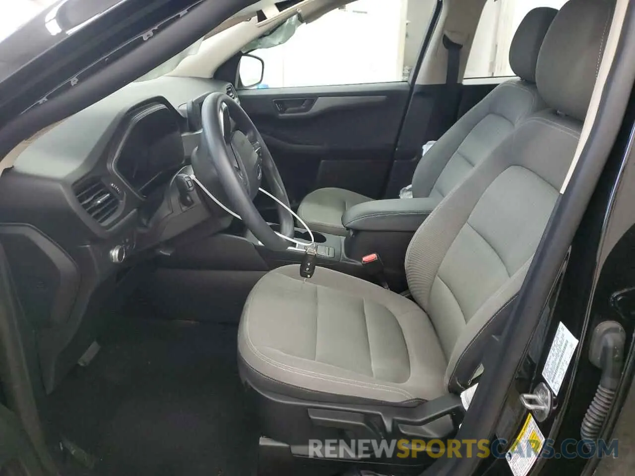 7 fotografías del automóvil dañado 1FMCU0F62LUA21793 FORD ESCAPE 2020
