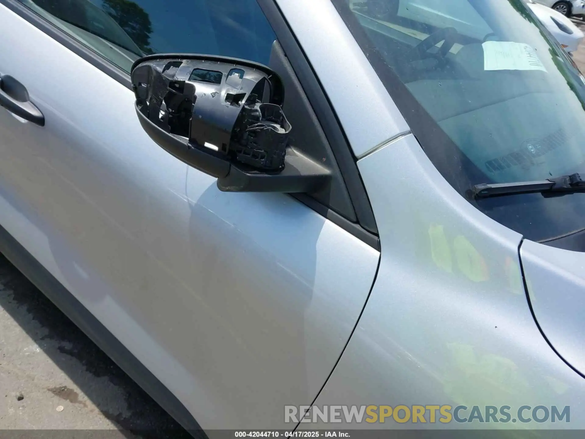 17 fotografías del automóvil dañado 1FMCU0F62LUA22703 FORD ESCAPE 2020